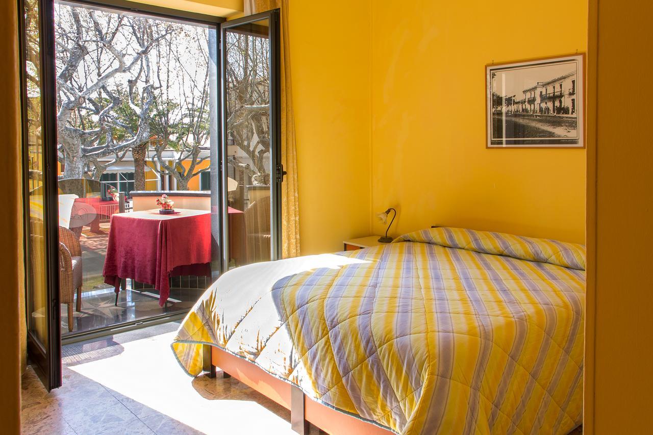 Hotel Le Arcate Praia a Mare Esterno foto