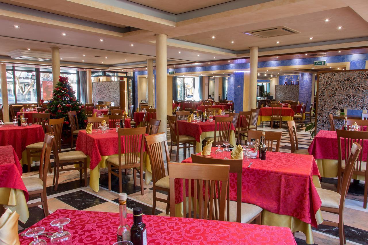 Hotel Le Arcate Praia a Mare Esterno foto