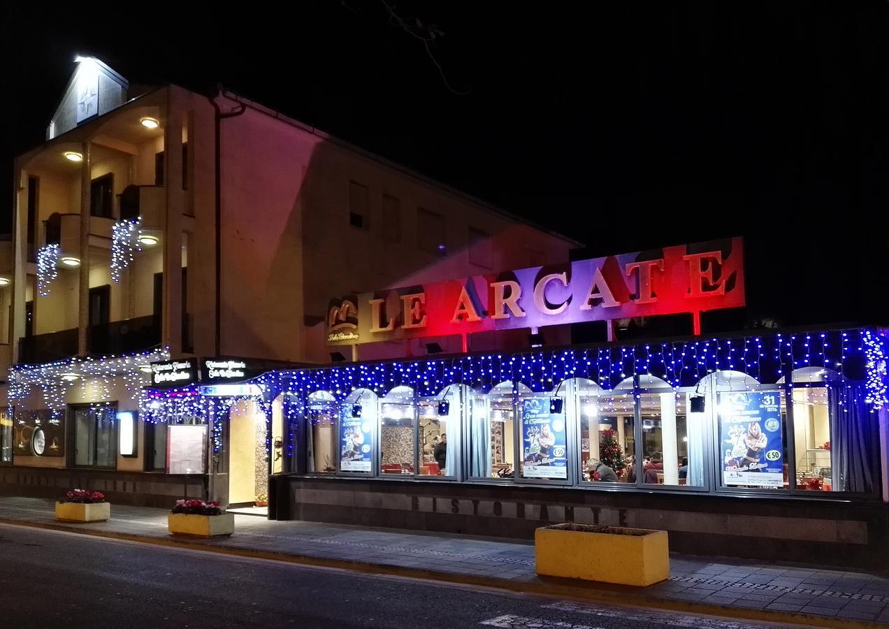 Hotel Le Arcate Praia a Mare Esterno foto